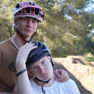 Meet your Posher, Juan